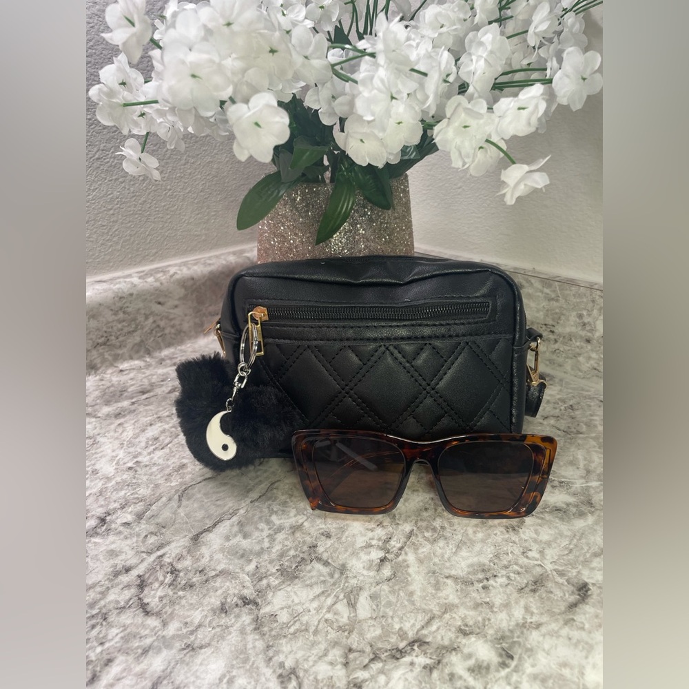 Black Crossbody & Glasses Bundle - Picture 1 of 8